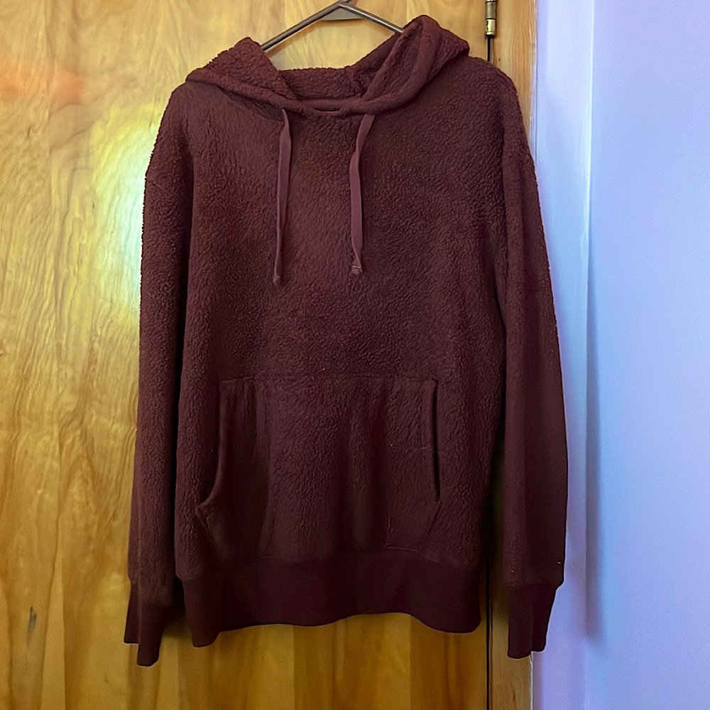 Maroon Sherpa hoodie, in good condition, not used a lot